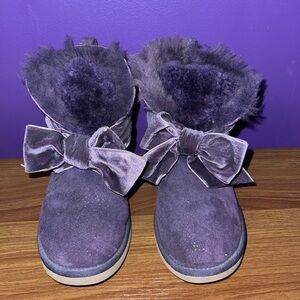 UGG Gita Twinkle Bow